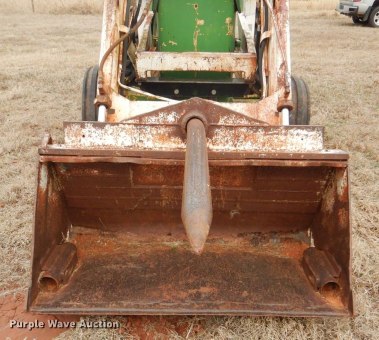 image for item FF9243 John Deere 401 tractor