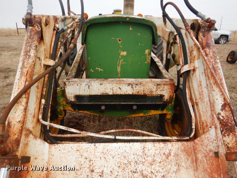 image for item FF9243 John Deere 401 tractor