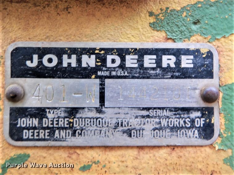 image for item FF9243 John Deere 401 tractor