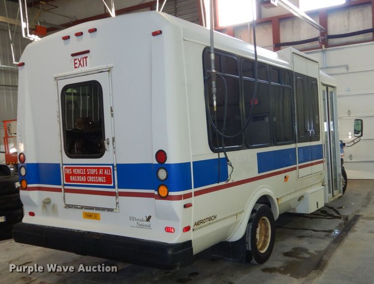 image for item FU9123 2007 Ford Econoline E450 shuttle bus