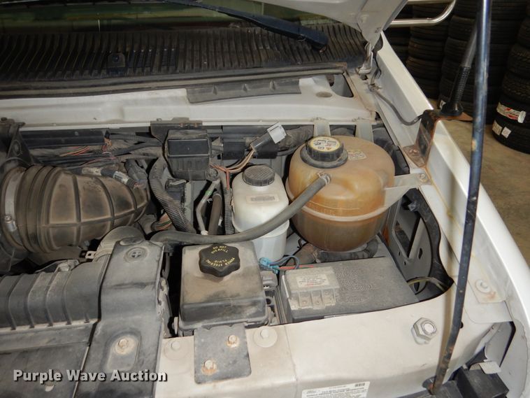 image for item FU9123 2007 Ford Econoline E450 shuttle bus