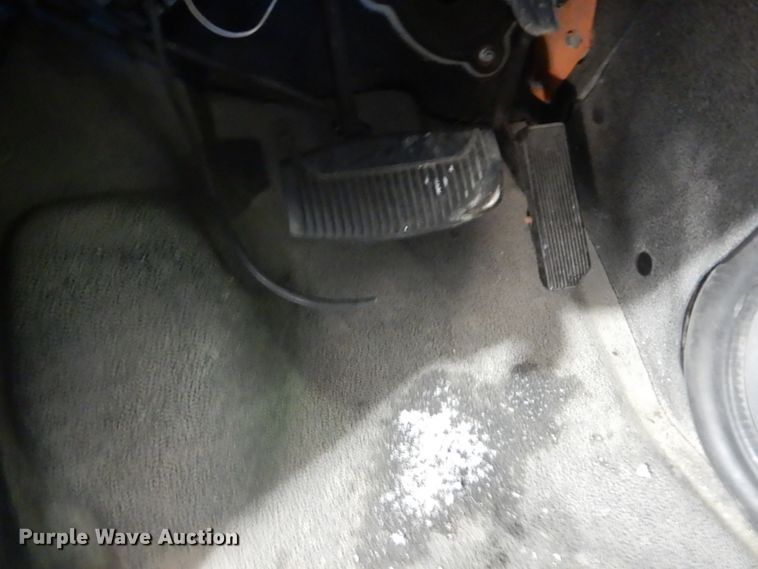 image for item FU9124 2007 Ford Econoline E450 shuttle bus