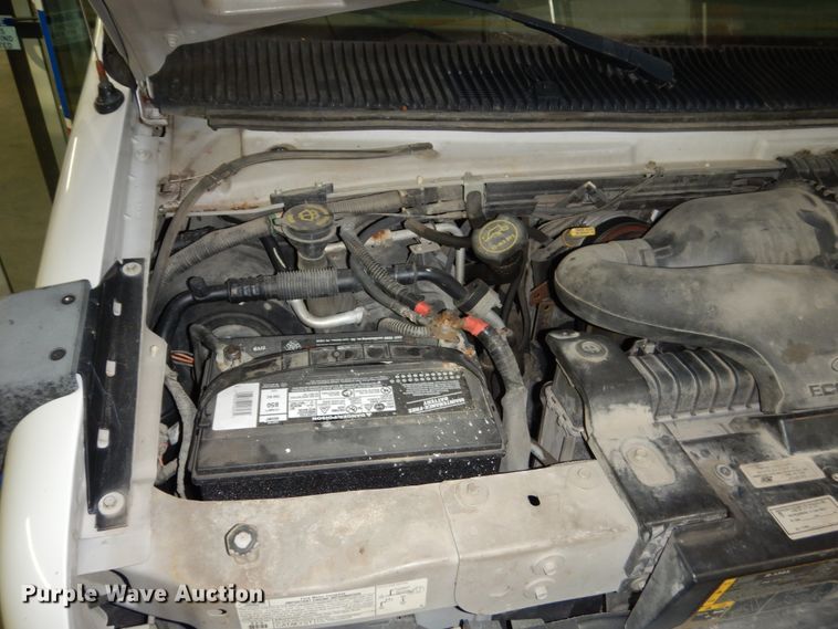 image for item FU9124 2007 Ford Econoline E450 shuttle bus