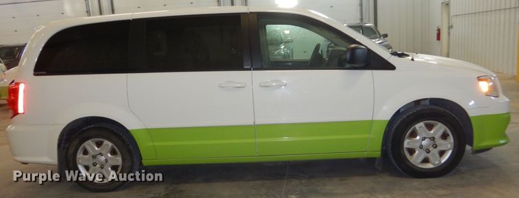 image for item FU9125 2011 Dodge Grand Caravan van