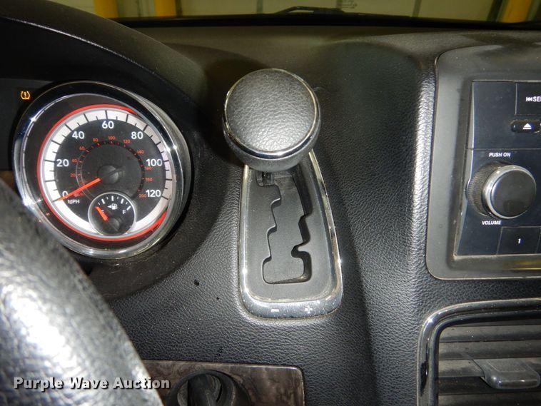 image for item FU9125 2011 Dodge Grand Caravan van