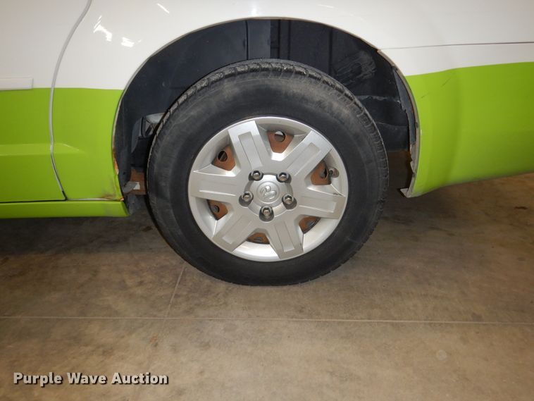 image for item FU9126 2010 Dodge Grand Caravan SE van