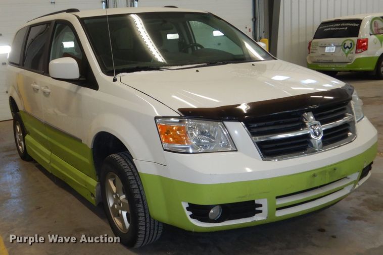 image for item FU9127 2010 Dodge Grand Caravan SXT handicap accessible van