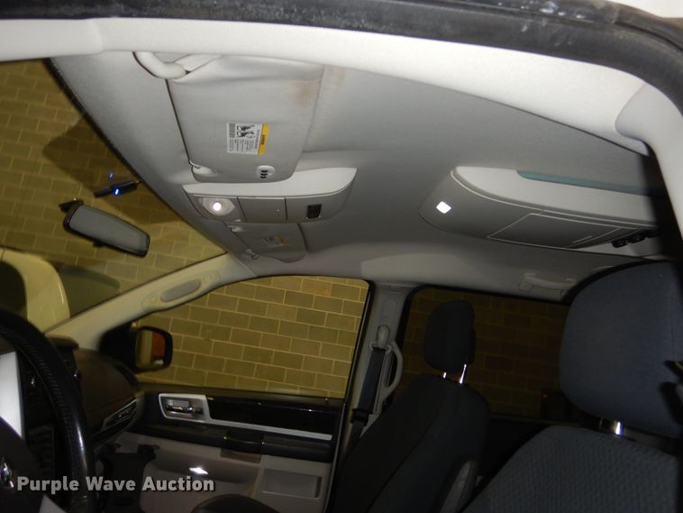 image for item FU9127 2010 Dodge Grand Caravan SXT handicap accessible van