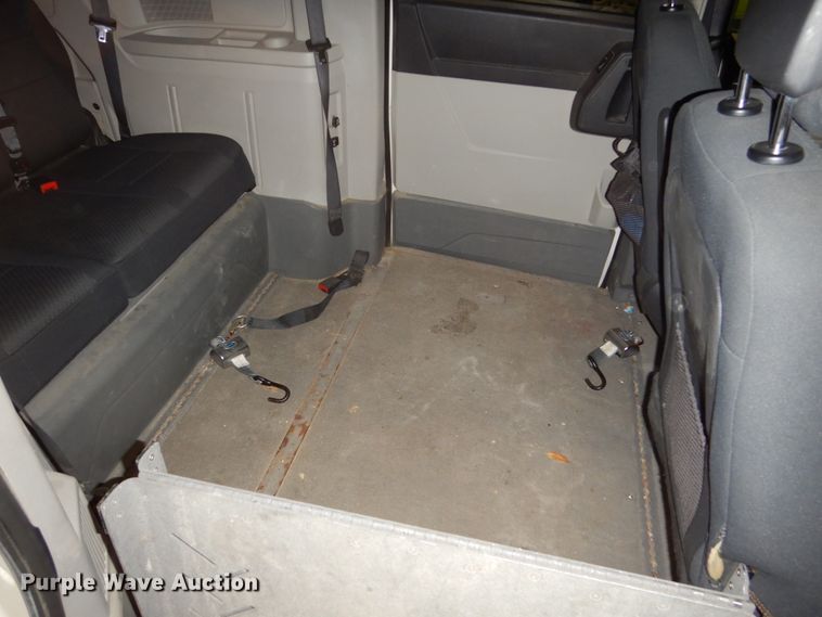 image for item FU9127 2010 Dodge Grand Caravan SXT handicap accessible van