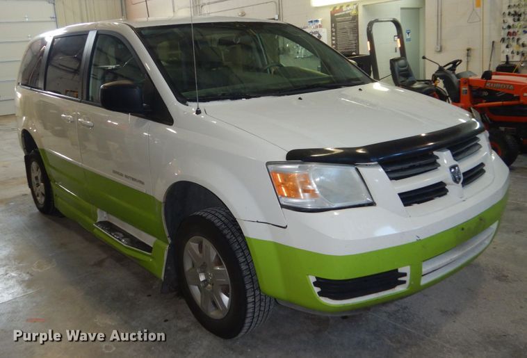 image for item FU9128 2010 Dodge Grand Caravan SE handicap accessible van