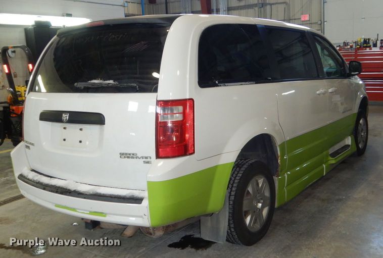 image for item FU9128 2010 Dodge Grand Caravan SE handicap accessible van
