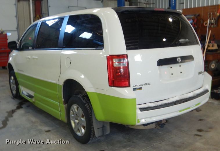 image for item FU9128 2010 Dodge Grand Caravan SE handicap accessible van