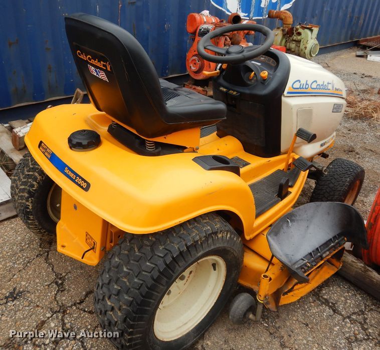 image for item FY9303 Cub Cadet GT2186 lawn mower