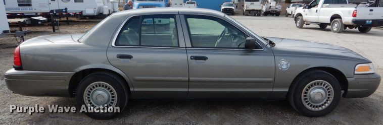 image for item GC9484 2001 Ford Crown Victoria Police Interceptor