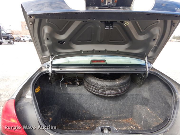 image for item GC9484 2001 Ford Crown Victoria Police Interceptor