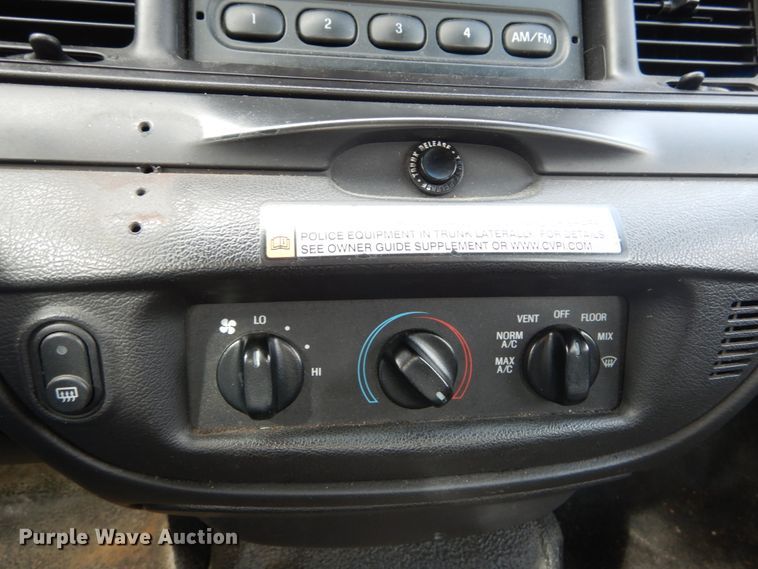 image for item GC9485 2010 Ford Crown Victoria Police Interceptor