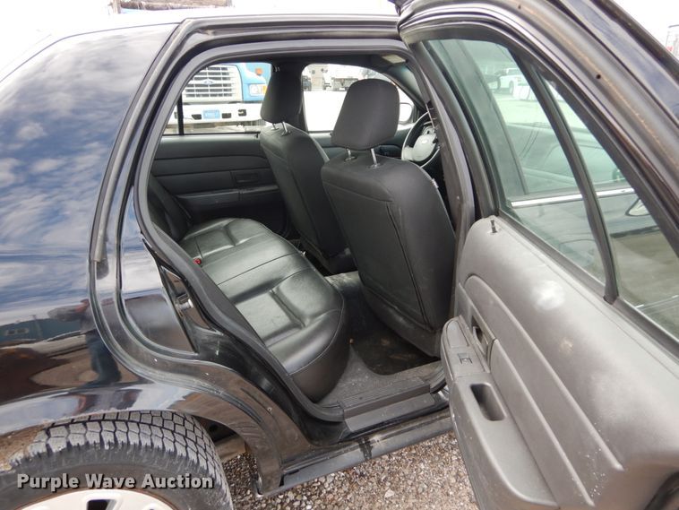 image for item GC9485 2010 Ford Crown Victoria Police Interceptor