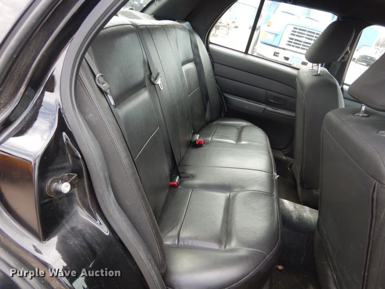 image for item GC9485 2010 Ford Crown Victoria Police Interceptor
