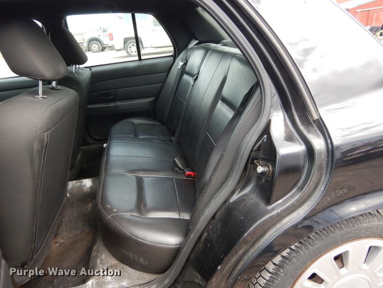 image for item GC9485 2010 Ford Crown Victoria Police Interceptor