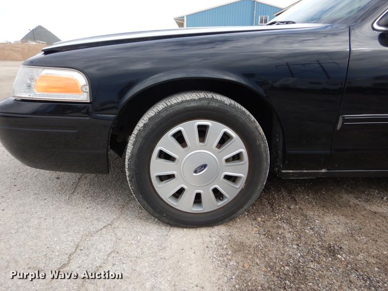 image for item GC9485 2010 Ford Crown Victoria Police Interceptor