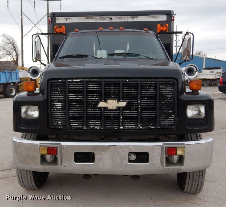 image for item GC9487 1991 Chevrolet C6500 command center truck
