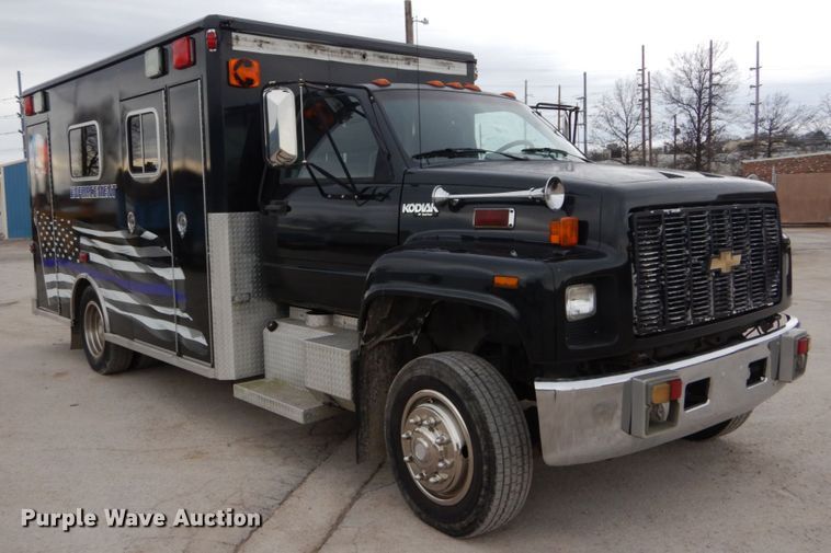 image for item GC9487 1991 Chevrolet C6500 command center truck