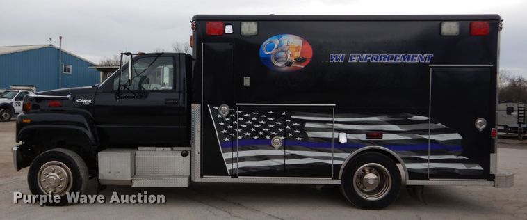 image for item GC9487 1991 Chevrolet C6500 command center truck