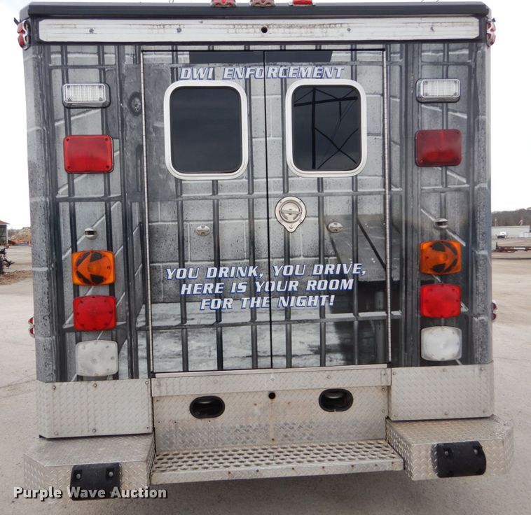 image for item GC9487 1991 Chevrolet C6500 command center truck