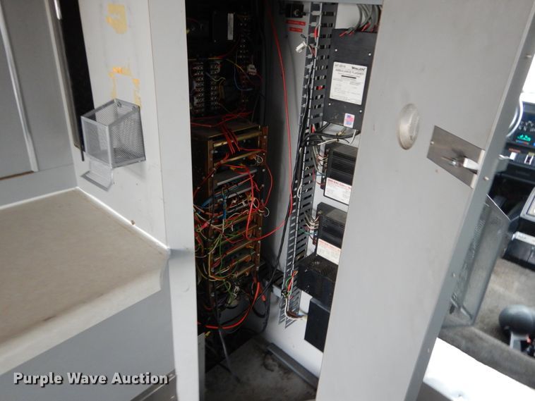 image for item GC9487 1991 Chevrolet C6500 command center truck