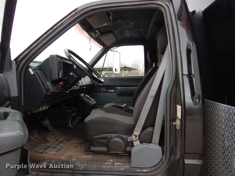 image for item GC9487 1991 Chevrolet C6500 command center truck