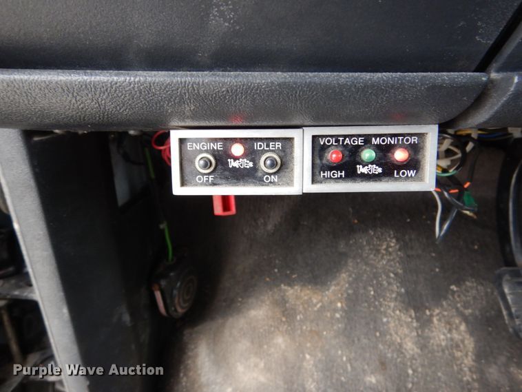 image for item GC9487 1991 Chevrolet C6500 command center truck