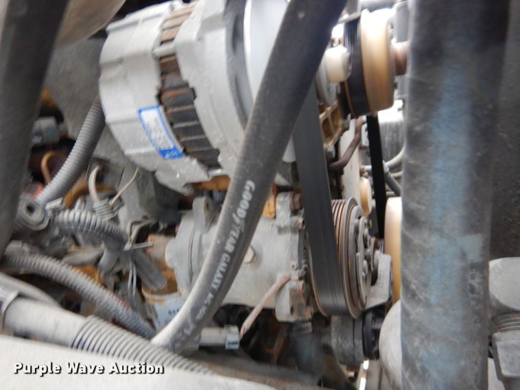 image for item GC9487 1991 Chevrolet C6500 command center truck