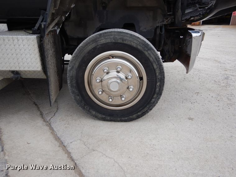 image for item GC9487 1991 Chevrolet C6500 command center truck