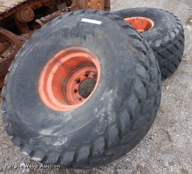 image for item GC9488 (2) Kubota 21.5L-16.1 tires and wheels