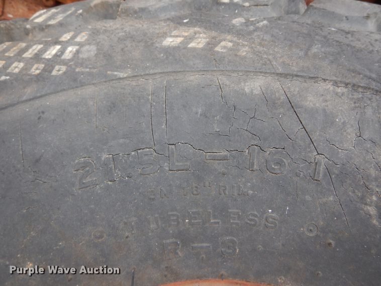 image for item GC9488 (2) Kubota 21.5L-16.1 tires and wheels