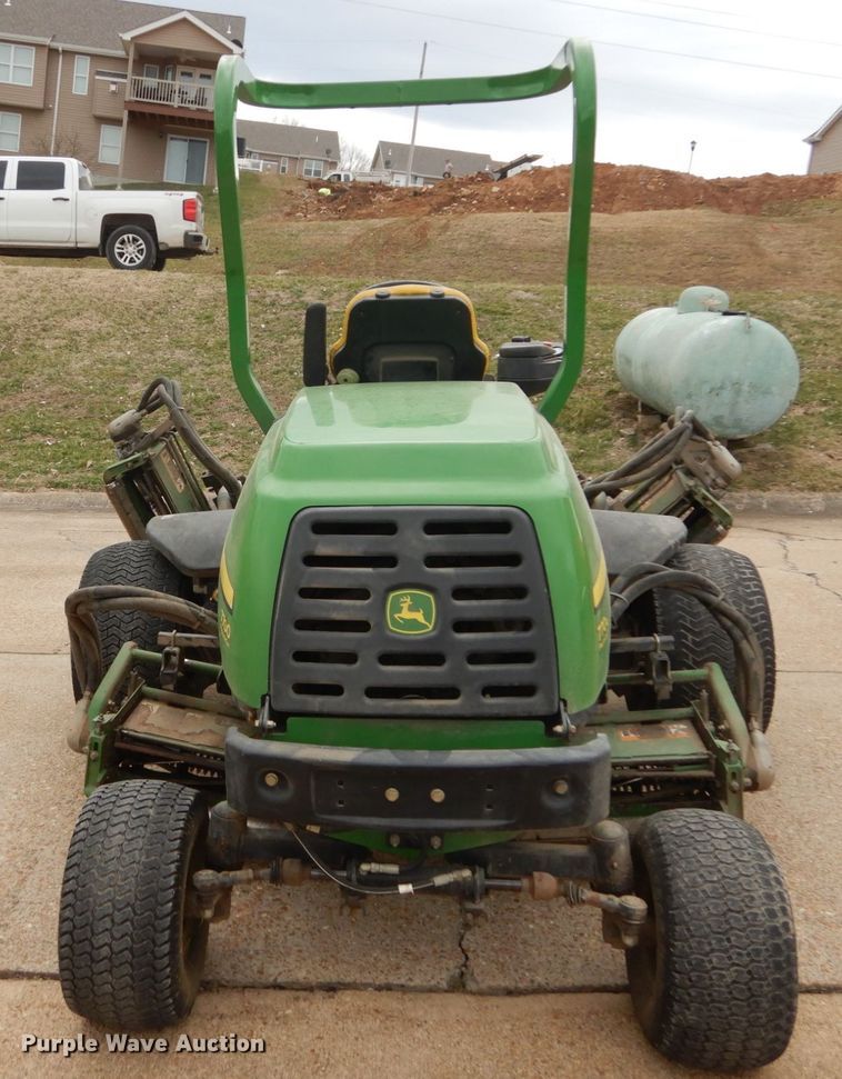 image for item GC9489 2008 John Deere 7700 fairway mower