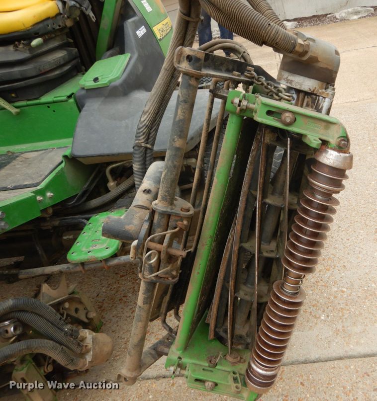 image for item GC9489 2008 John Deere 7700 fairway mower
