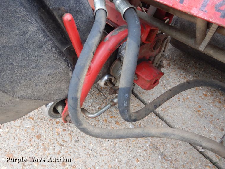 image for item GC9491 Toro 04375 greens mower