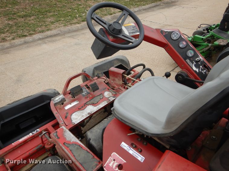 image for item GC9491 Toro 04375 greens mower