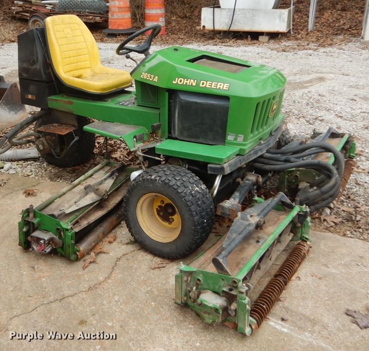 image for item GC9494 John Deere 2653A fairway mower