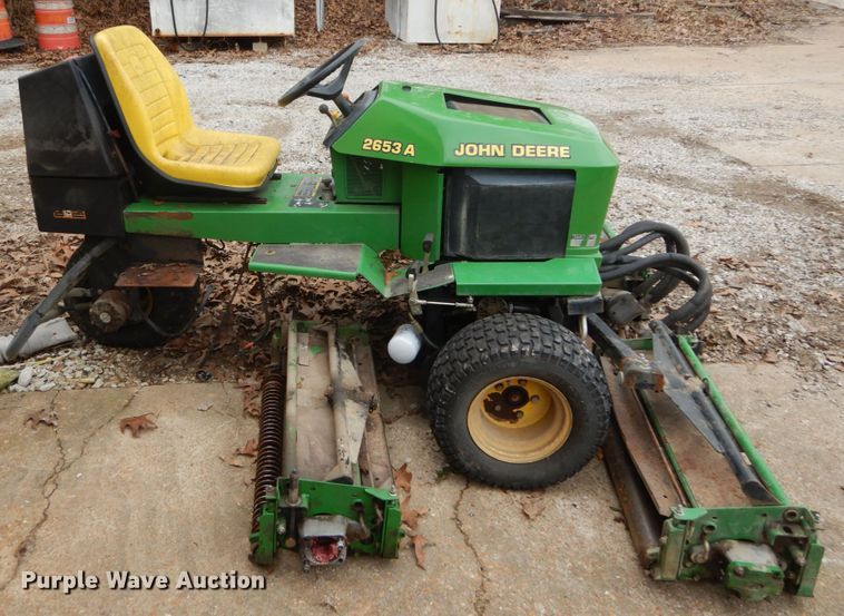 image for item GC9494 John Deere 2653A fairway mower