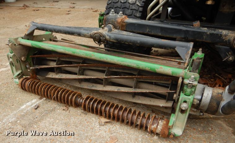 image for item GC9494 John Deere 2653A fairway mower