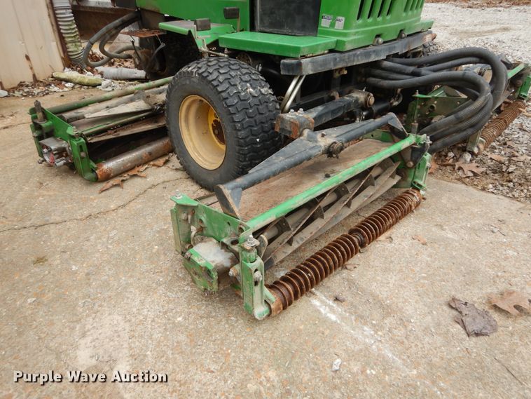 image for item GC9494 John Deere 2653A fairway mower