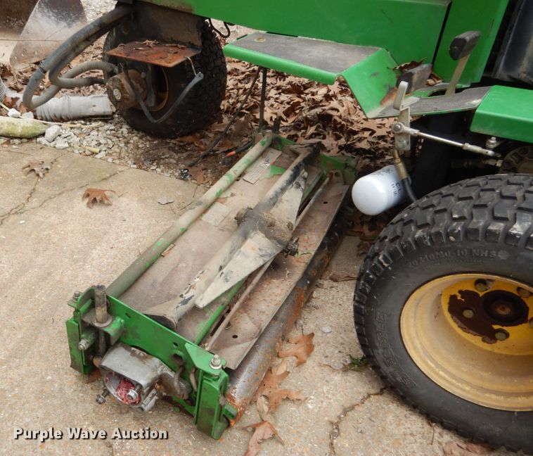 image for item GC9494 John Deere 2653A fairway mower