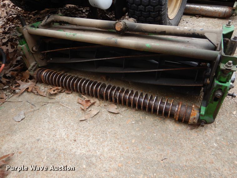 image for item GC9494 John Deere 2653A fairway mower