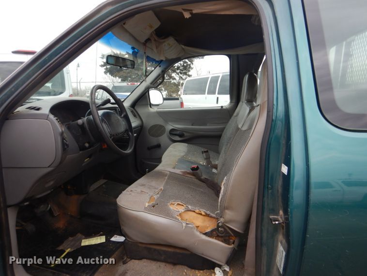 image for item GD9005 1998 Ford F150 SuperCab pickup truck