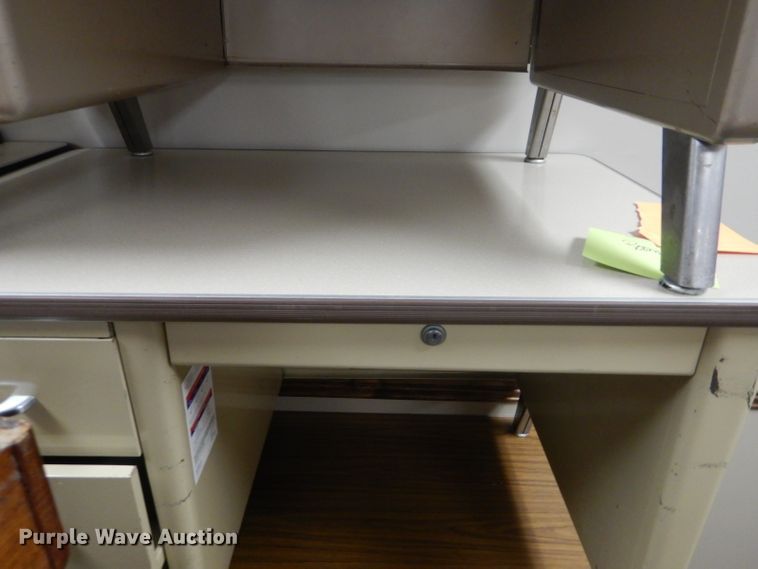 image for item GD9011 (6) metal desks