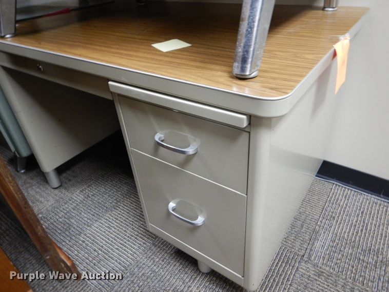 image for item GD9011 (6) metal desks