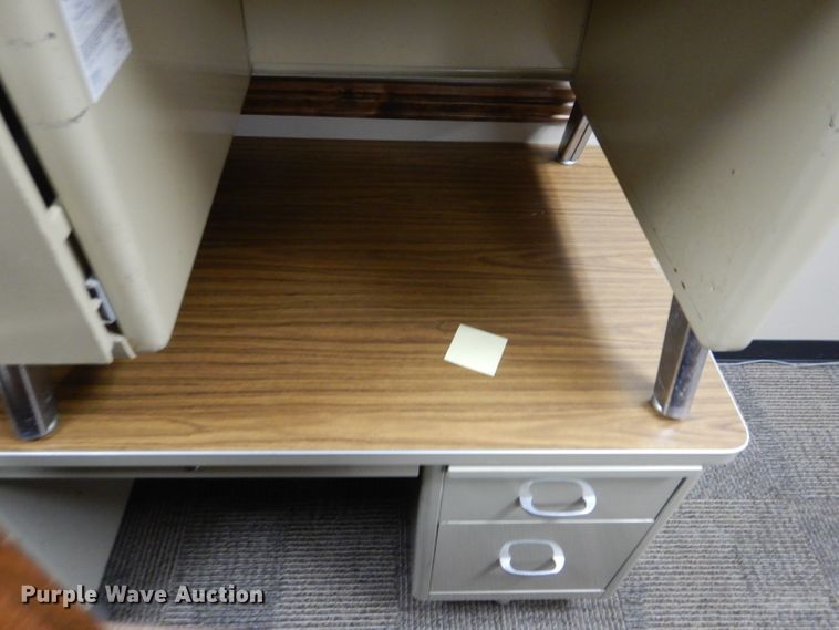 image for item GD9011 (6) metal desks