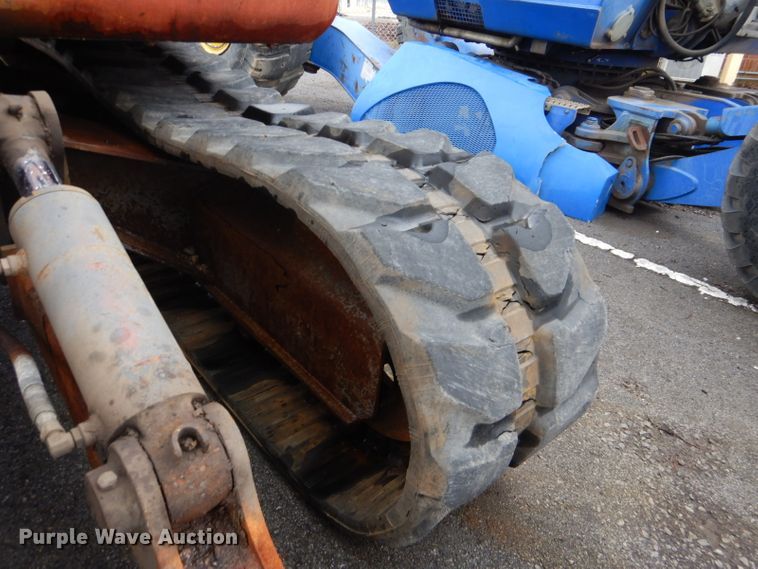 image for item GD9021 1999 Takeuchi TB070 mini excavator